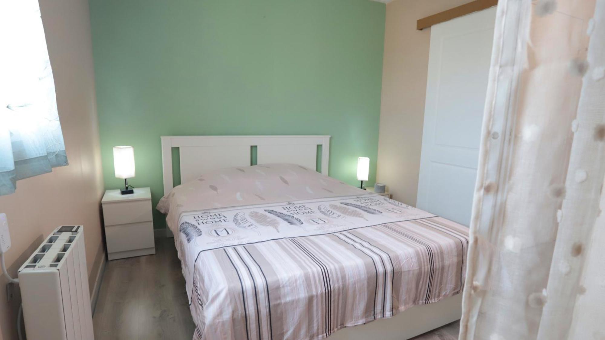 Appart T2 Dans Residence Calme Parking Prive Gratuit Miramas Dış mekan fotoğraf